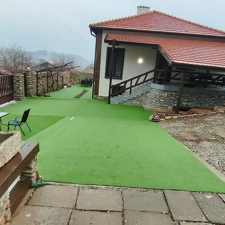 Villa вивиан - модерна за гости Reselets