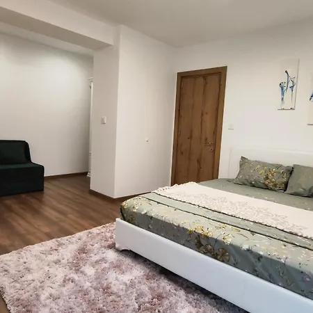 Villa вивиан - модерна за гости