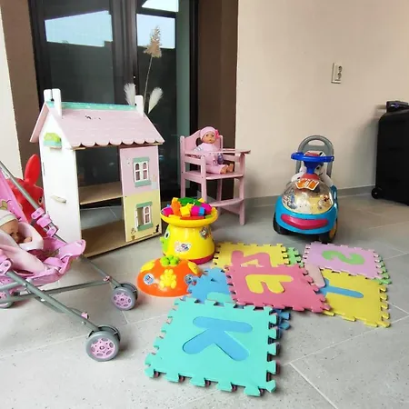 вивиан - модерна за гости *