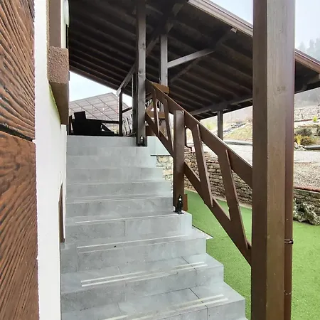 Villa вивиан - модерна за гости Reselets