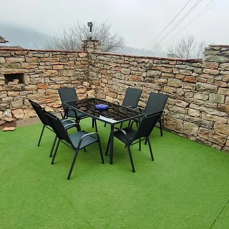 вивиан - модерна за гости 빌라