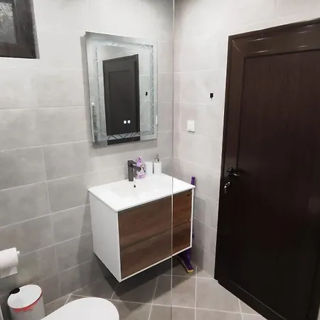 вивиан - модерна за гости Villa