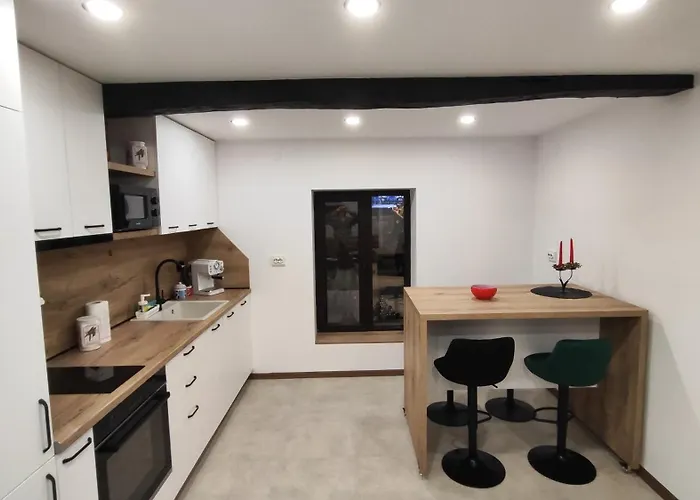 вивиан - модерна за гости *