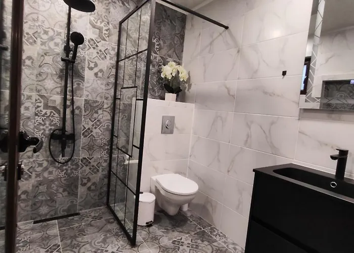 ヴィラ вивиан - модерна за гости Reselets