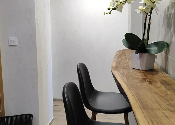 вивиан - модерна за гости * Reselets