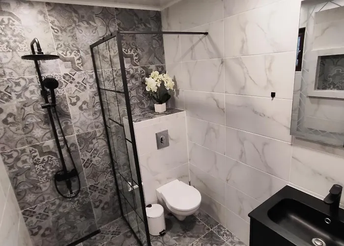 вивиан - модерна за гости *